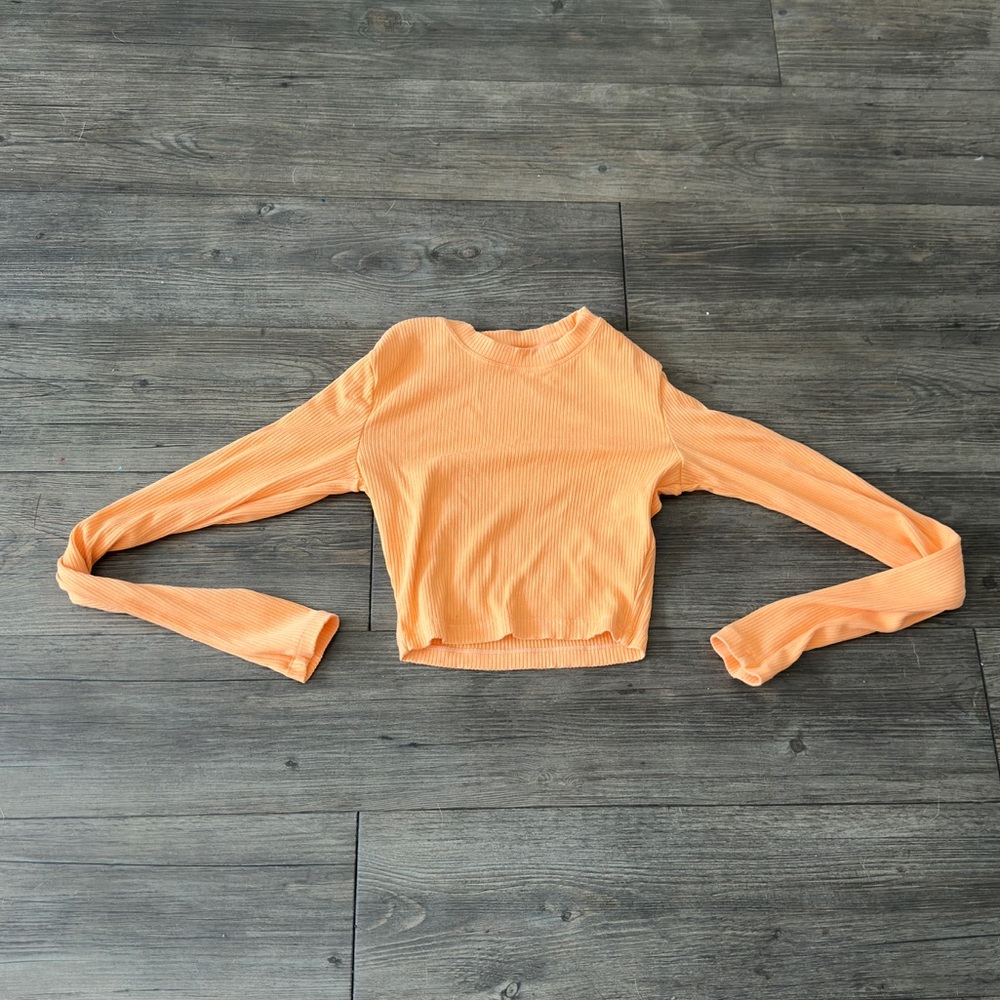 CSB Ribbed long sleeve crop top